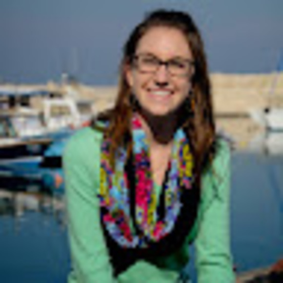 Meet your Posher, Stephanie - Picture 1 of 1